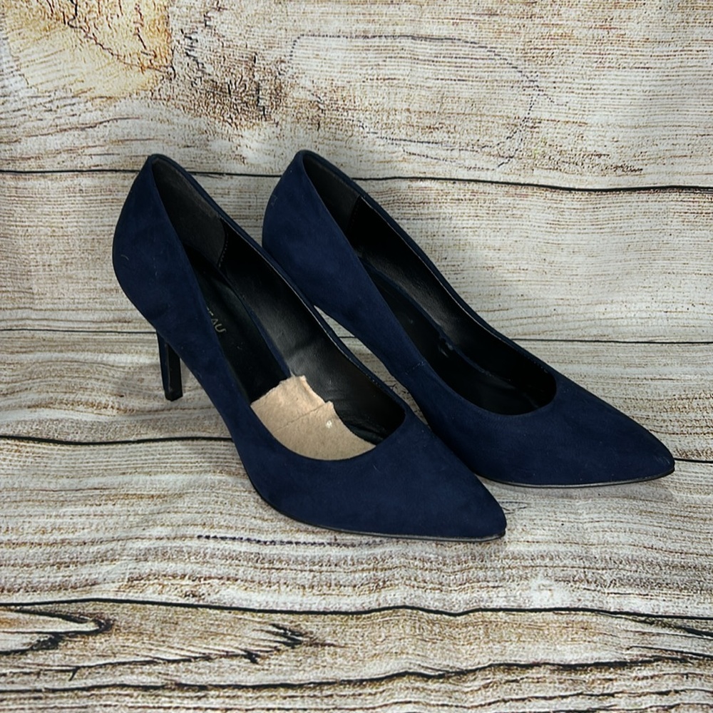 LE CHATEAU Womens Pumps NAVY Blue size 8 (38) Faux Suede - Picture 2 of 5
